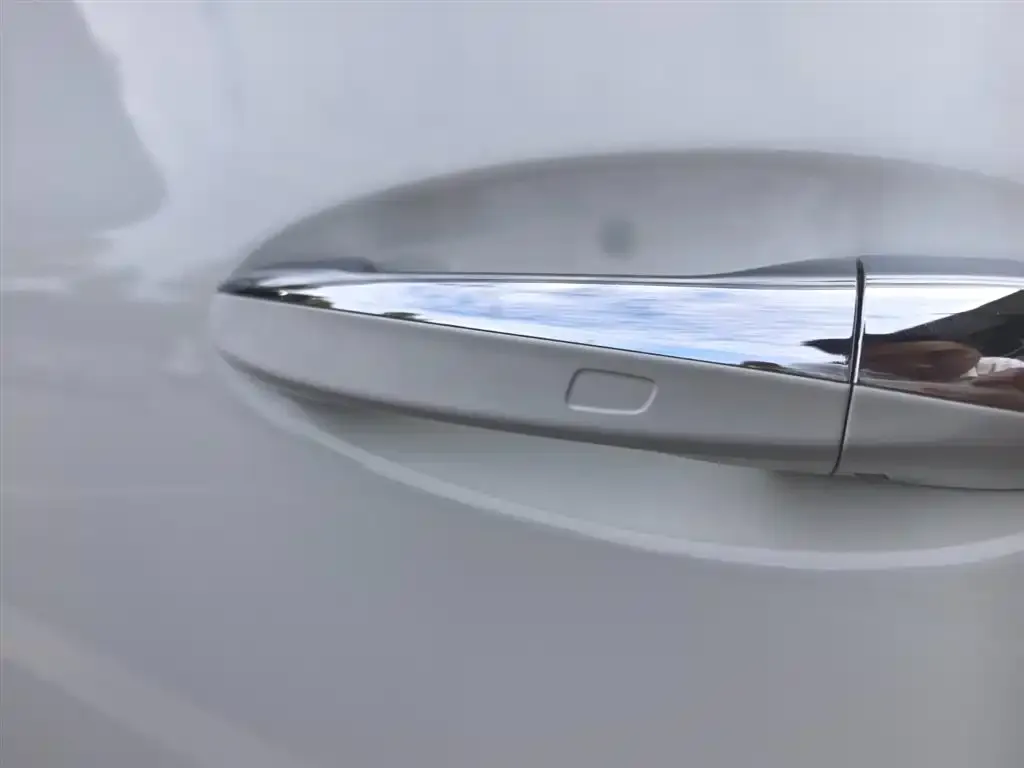 Mercedes-Benz CLS — фото 2