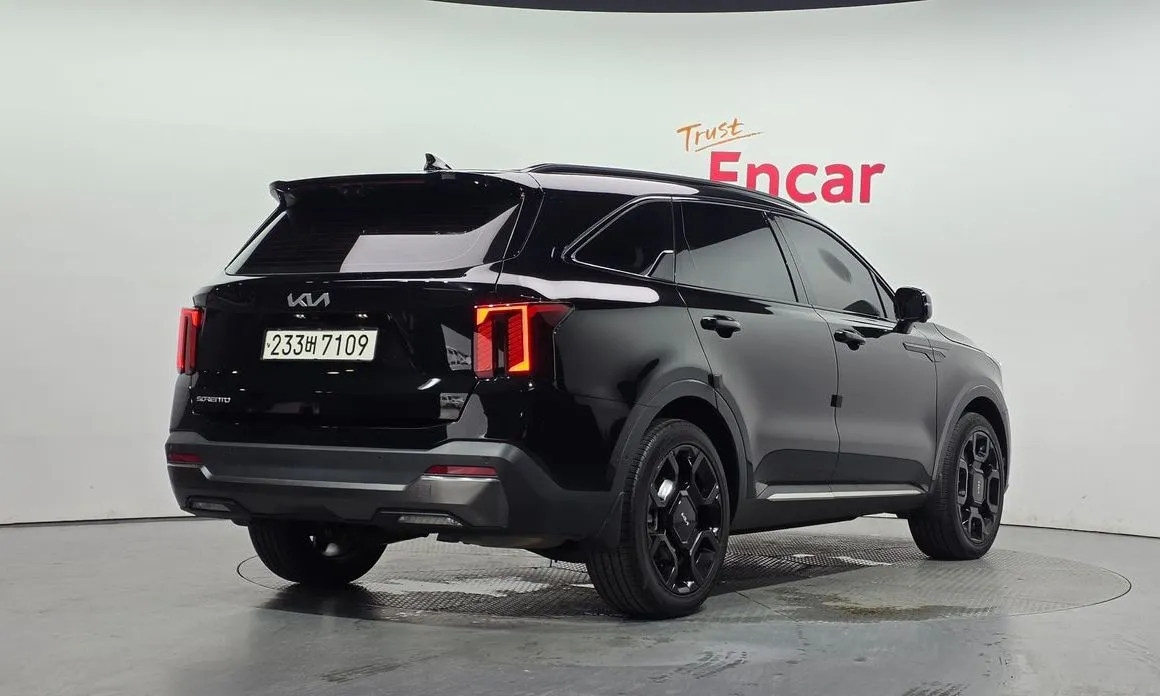 Kia Sorento — фото 5