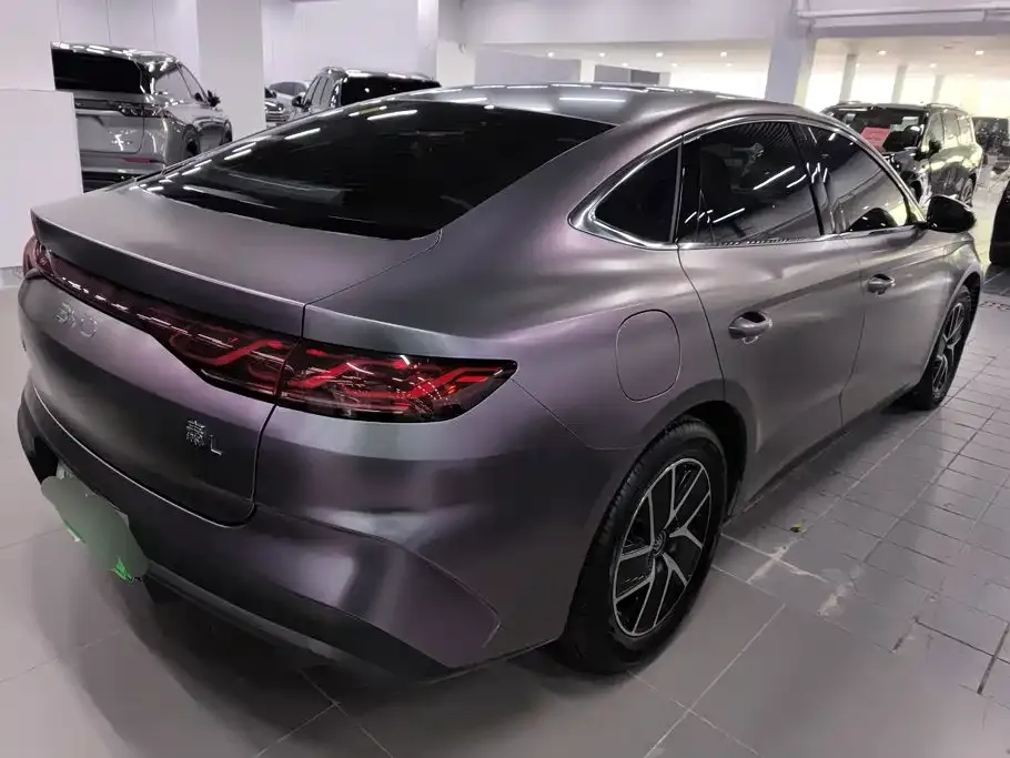 BYD Qin L — фото 8