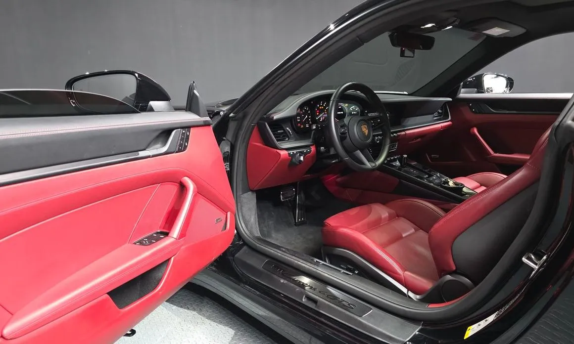 Porsche 911 2023 из KR, фото 8