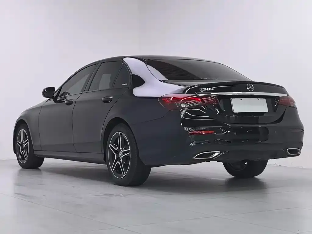 Mercedes-Benz E-Class (Import) — фото 3