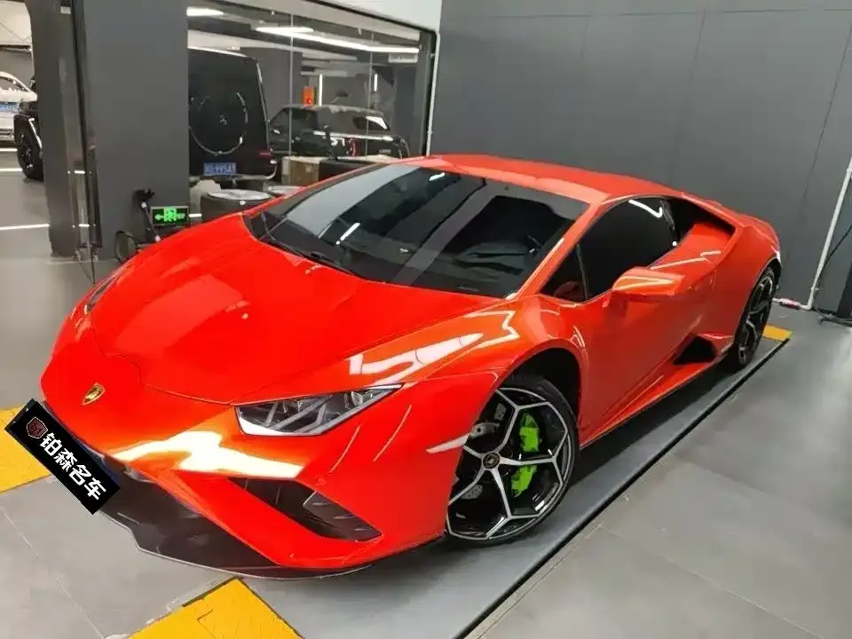 Lamborghini Huracan — фото 1