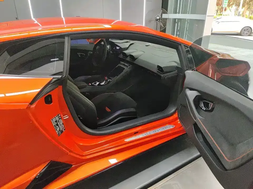 Lamborghini Huracan — фото 8