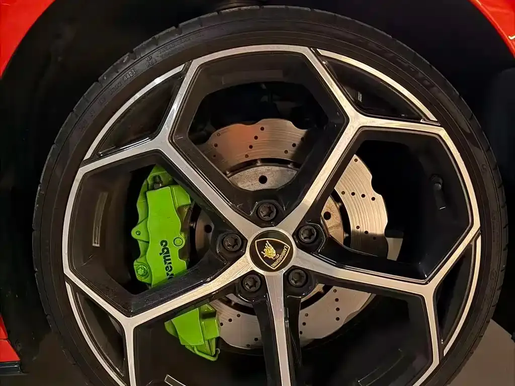 Lamborghini Huracan — фото 7
