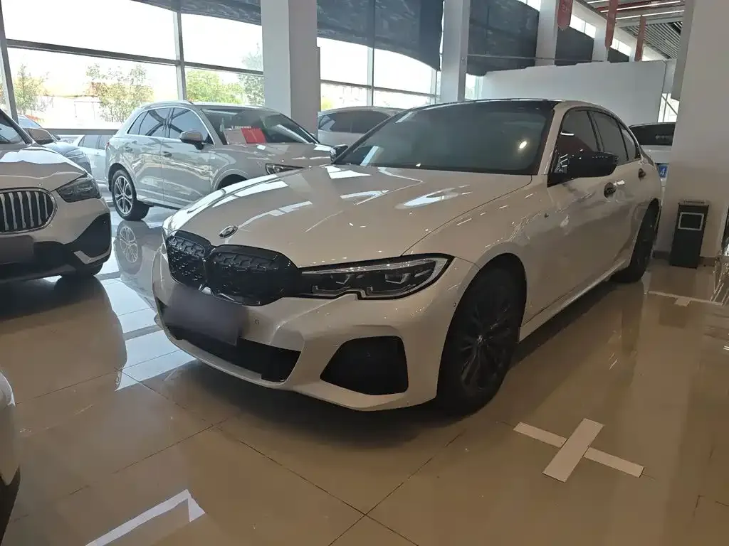 BMW 3 Series — фото 1