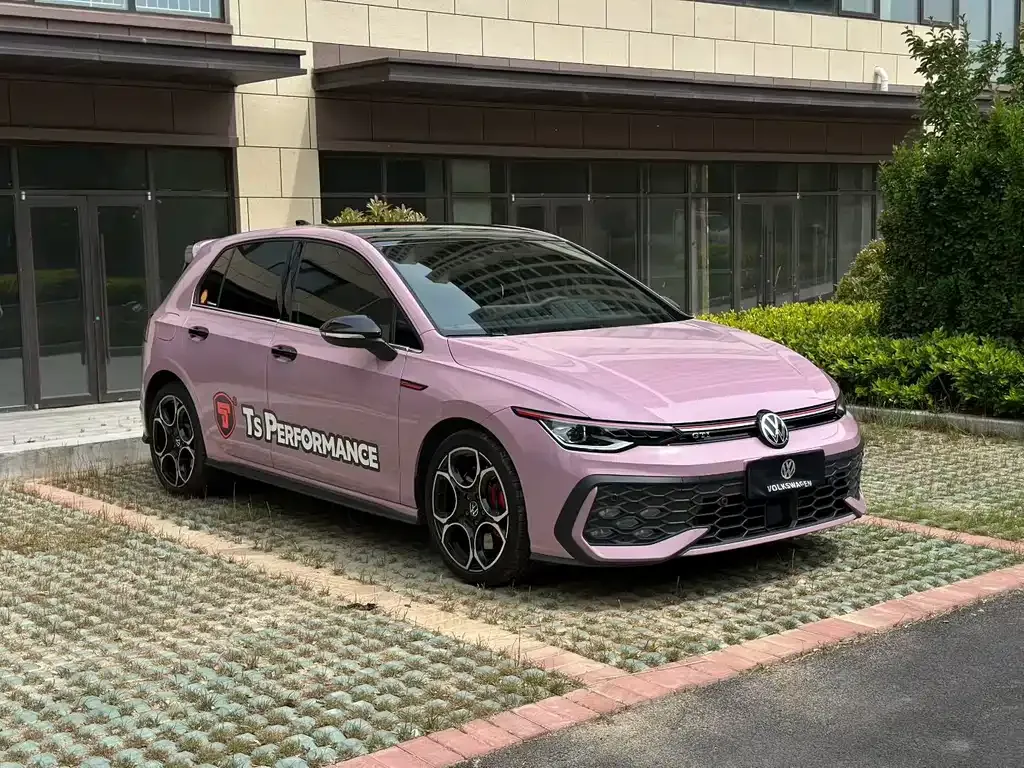 Volkswagen Golf GTI — фото 7