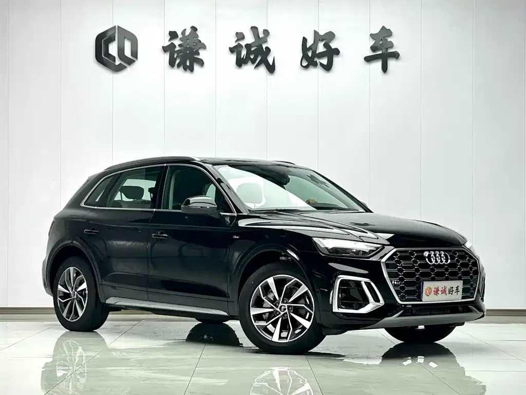 Audi Q5L — фото 3
