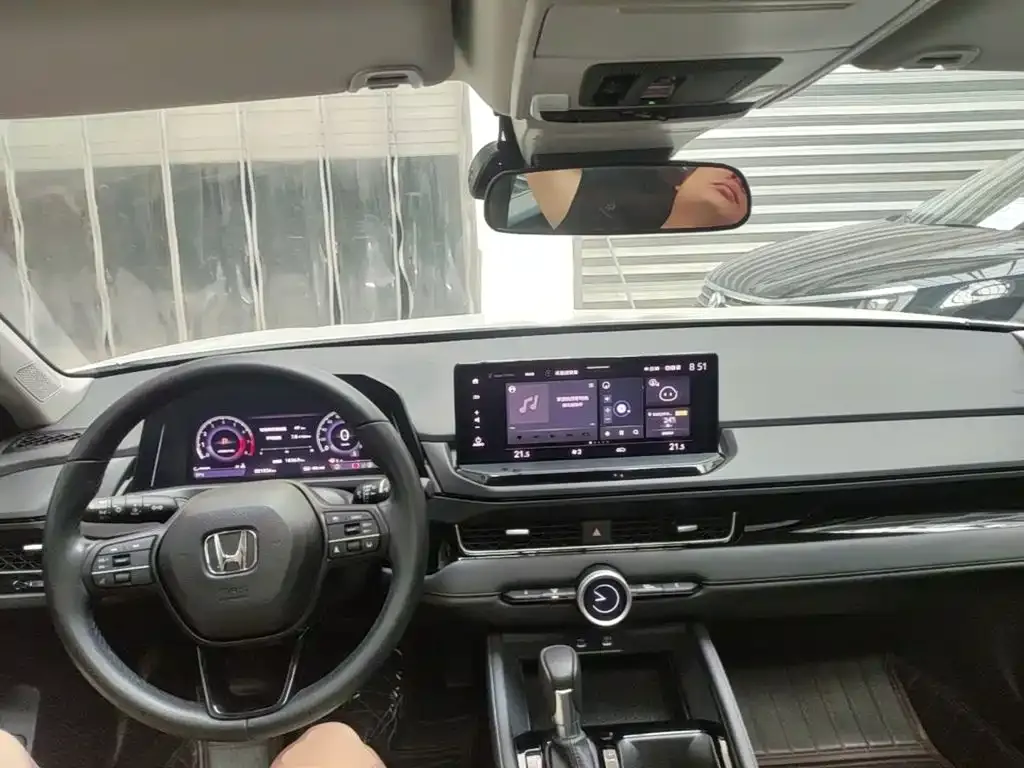 Honda Inspire — фото 9