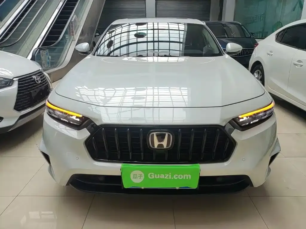 Honda Inspire — фото 10
