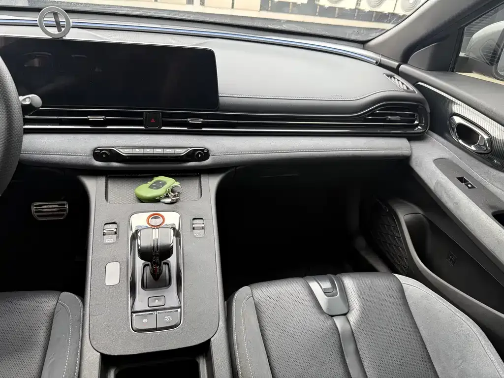 GAC Motor Shadow Leopard — фото 9
