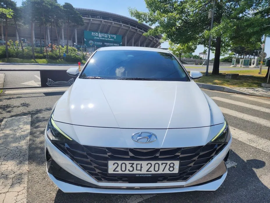 Hyundai AVANTE — фото 2