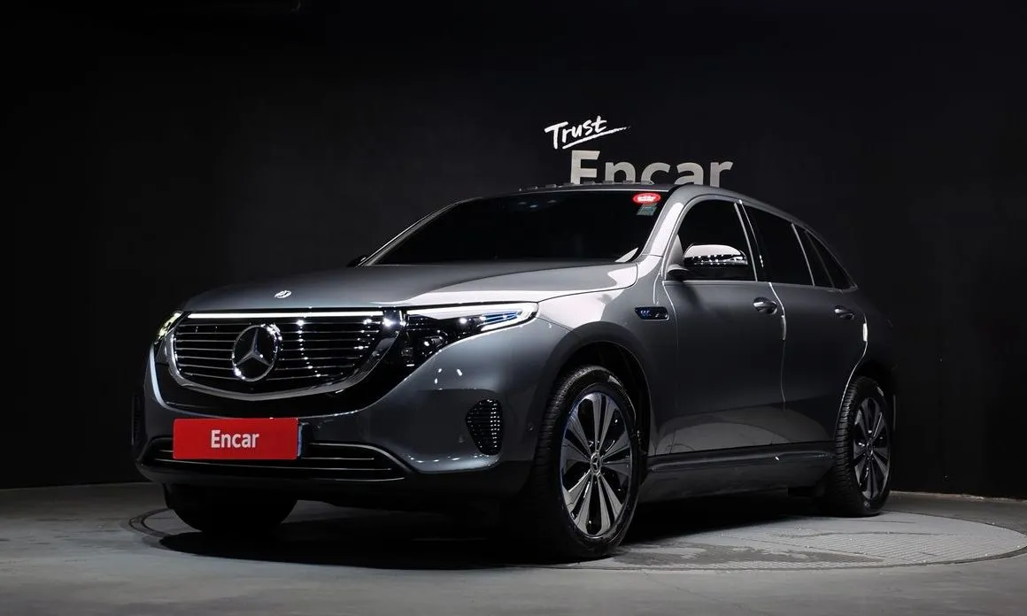 Mercedes-Benz EQC — фото 1