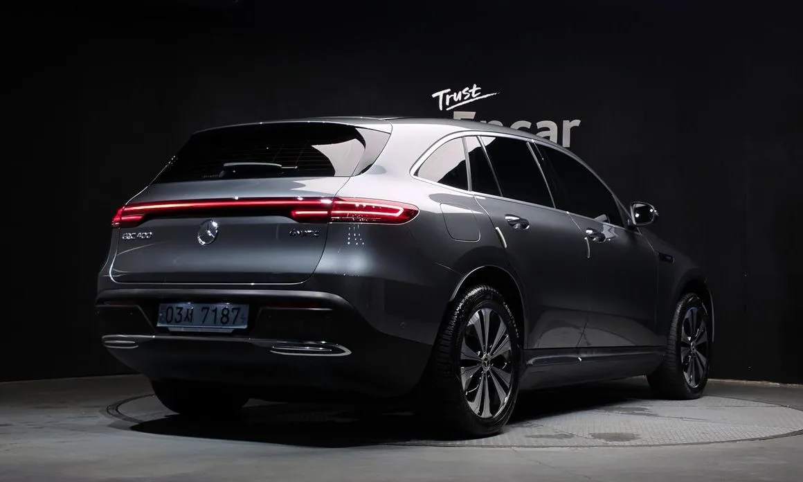 Mercedes-Benz EQC — фото 5