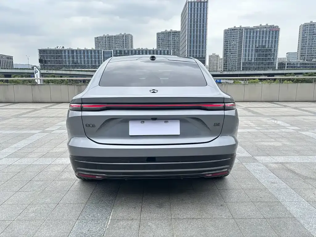 NIO EC6 — фото 10