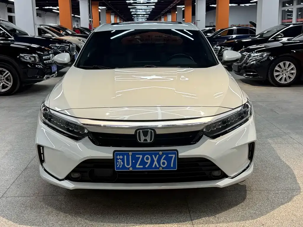 Honda Inspire — фото 1