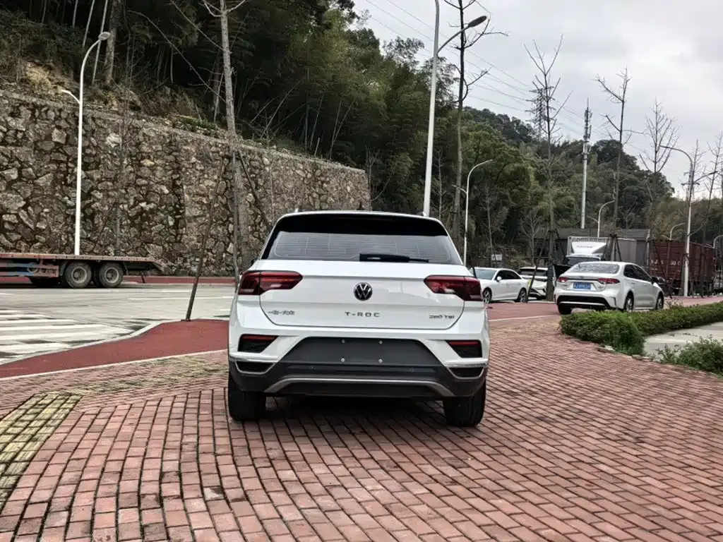 Volkswagen T-Roc 2023 из CN, фото 10