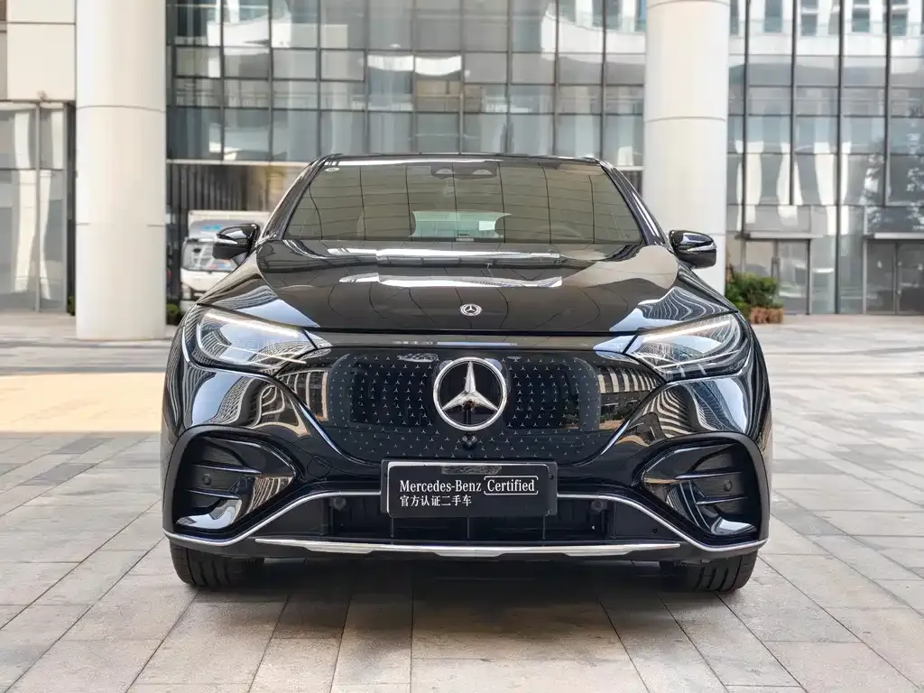 Mercedes-Benz EQE SUV — фото 4
