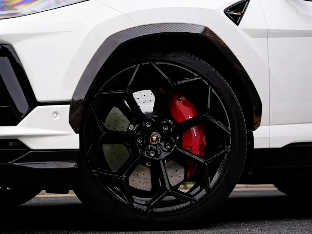 Lamborghini Urus — фото 5