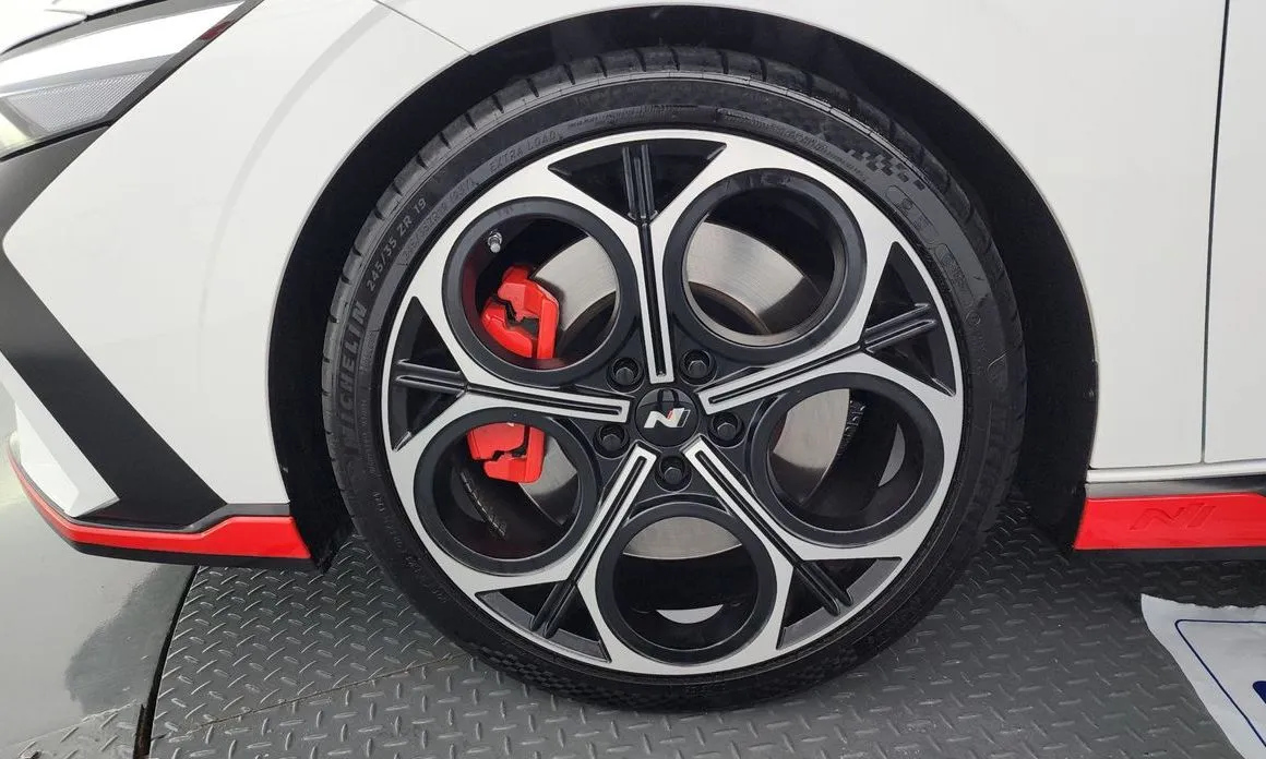 Hyundai AVANTE — фото 6