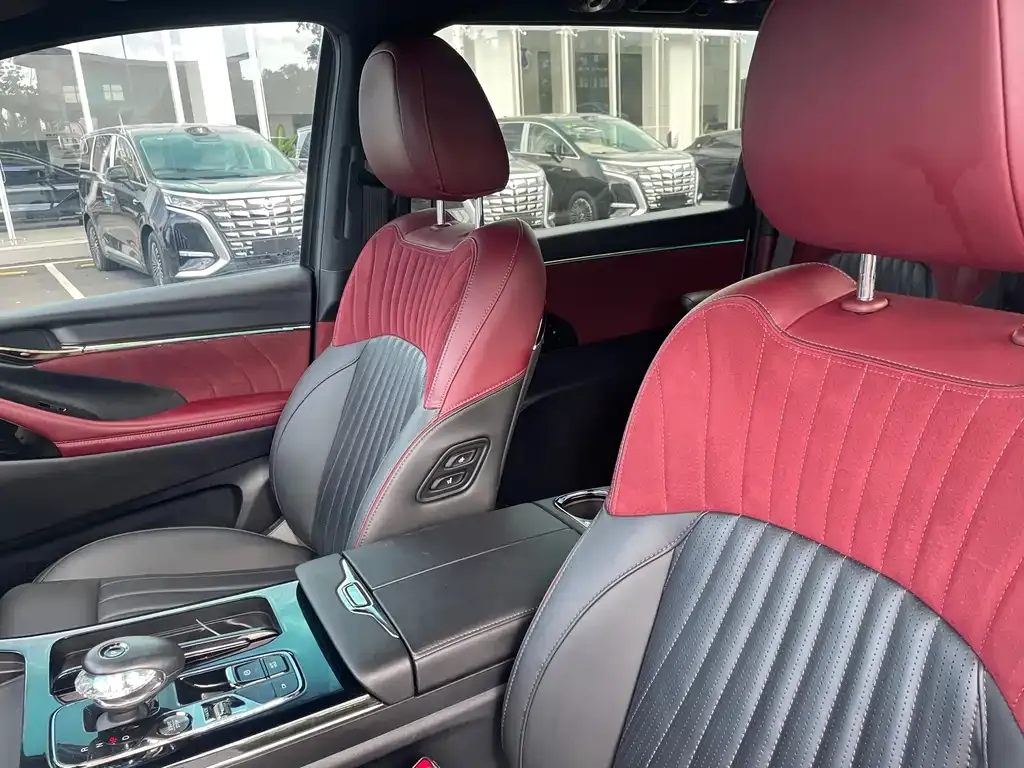 GAC Motor Trumpchi M8 — фото 2