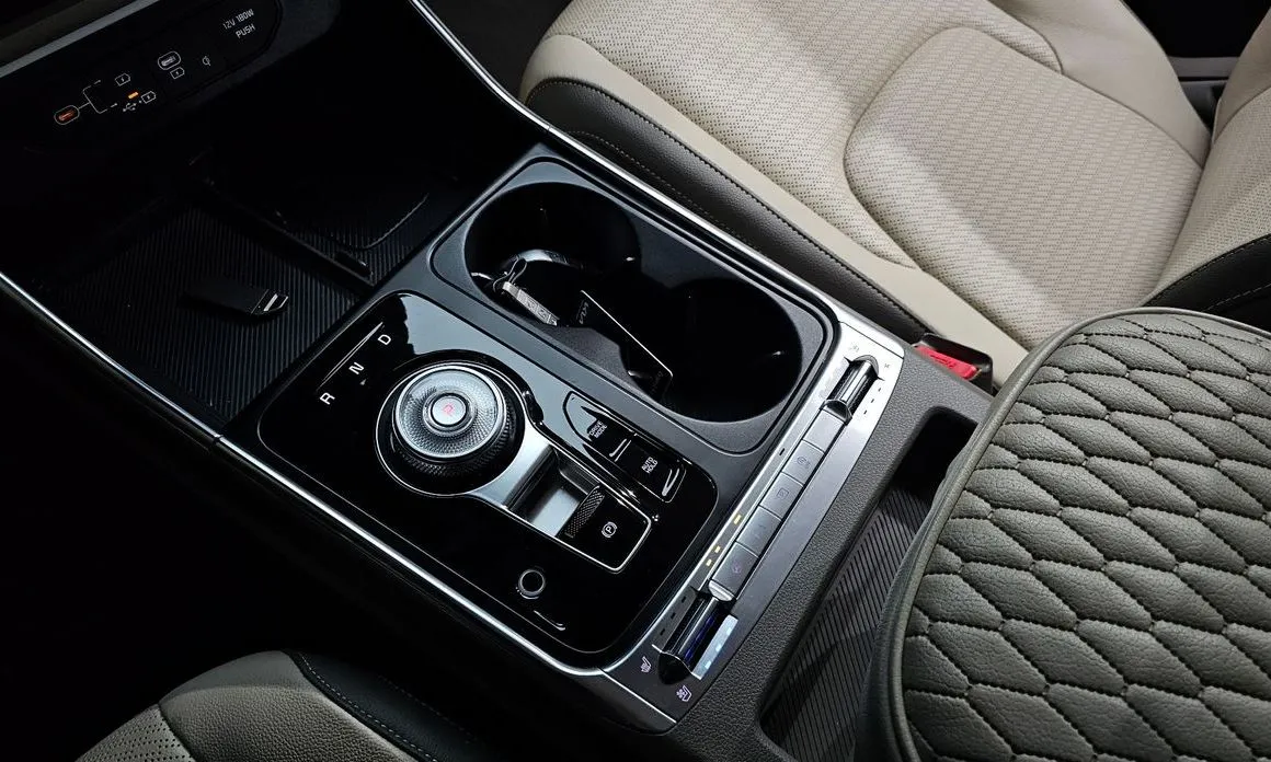 Kia Carnival 2024 из KR, фото 6