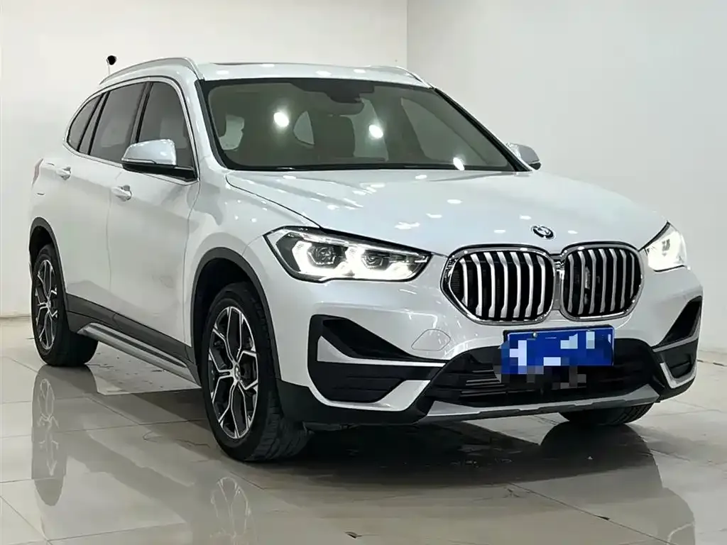 BMW X1 — фото 6