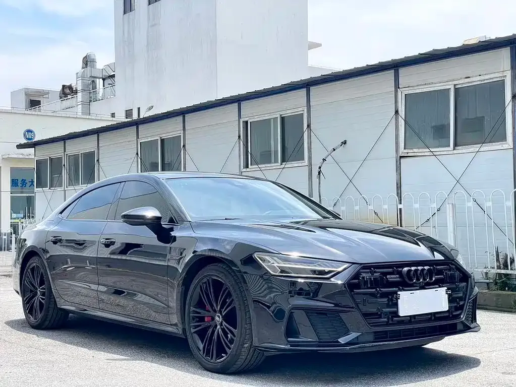 Audi A7L — фото 7