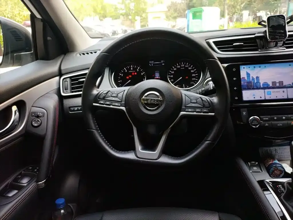 Nissan Qashqai — фото 10