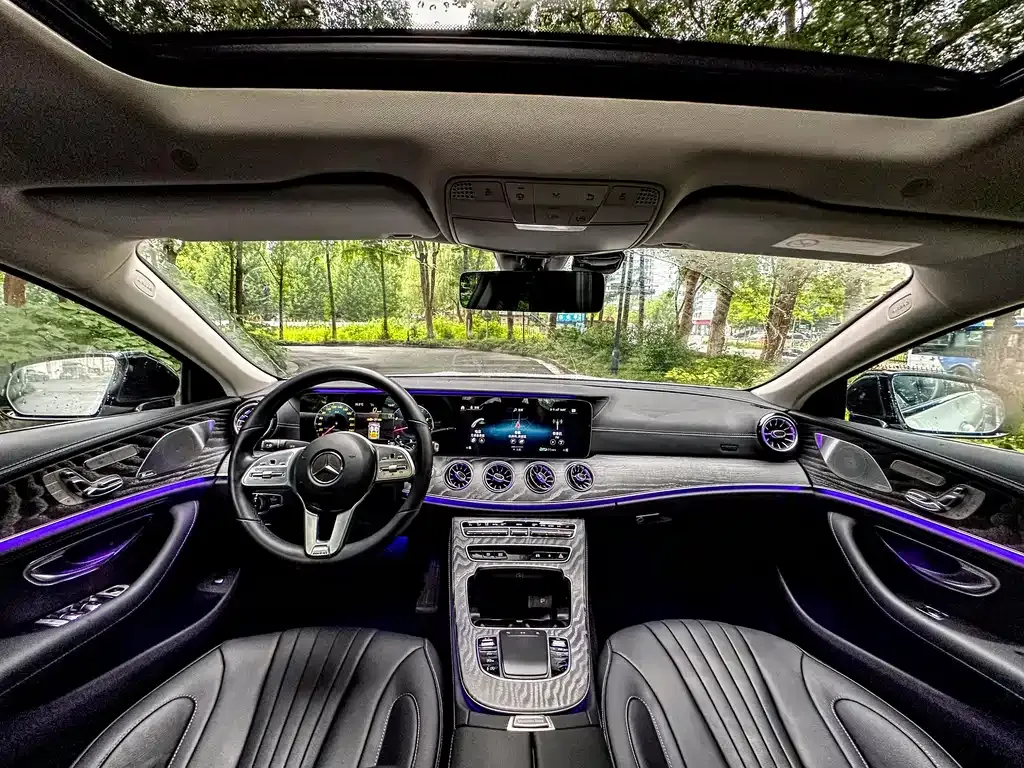 Mercedes-Benz CLS — фото 6