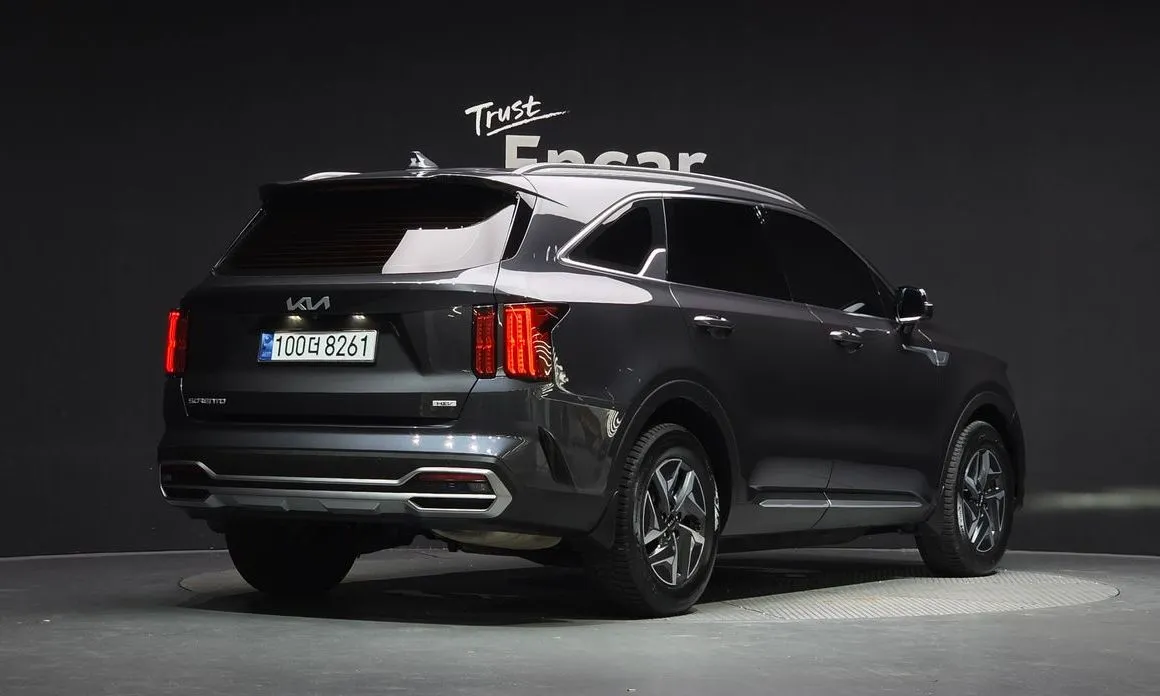Kia Sorento — фото 4