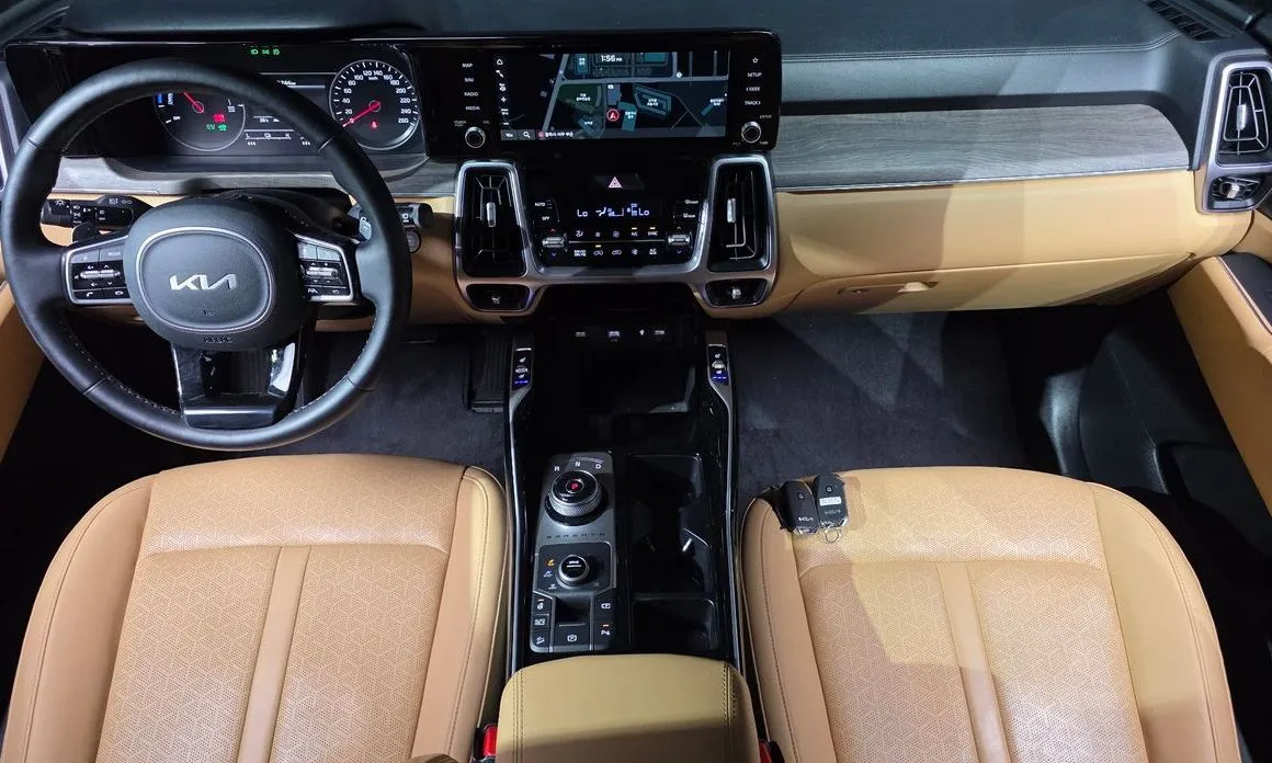 Kia Sorento — фото 9