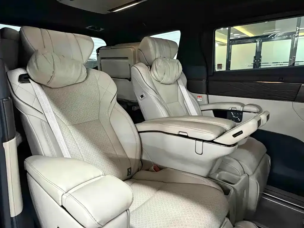 Toyota Vellfire — фото 7