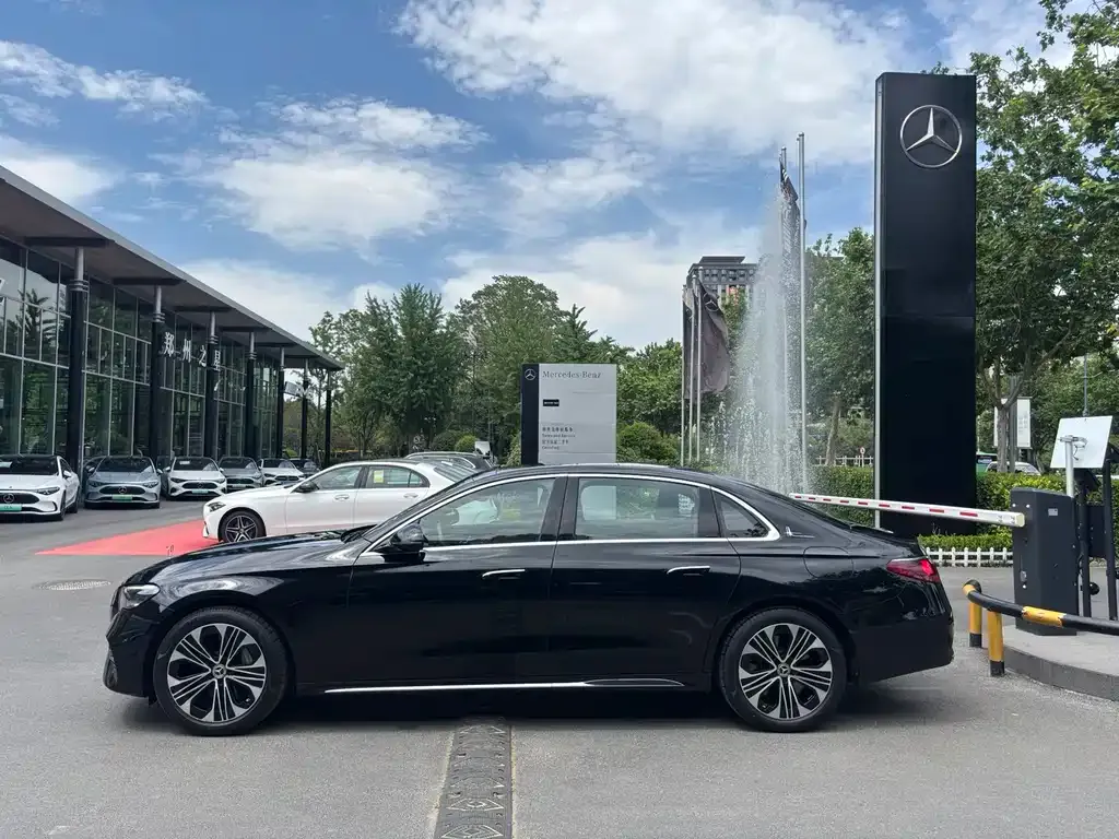 Mercedes-Benz E-Class New Energy — фото 5