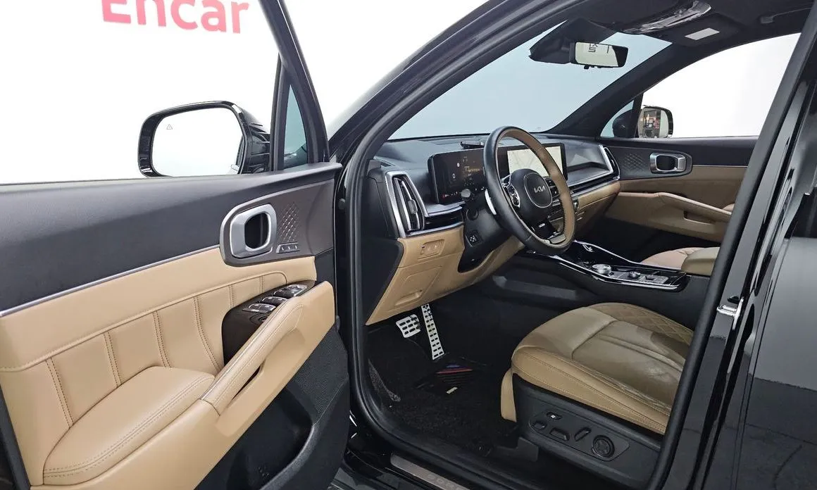Kia Sorento — фото 9