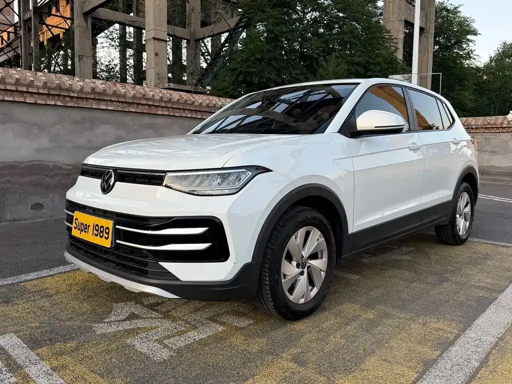Volkswagen Tharu — фото 1