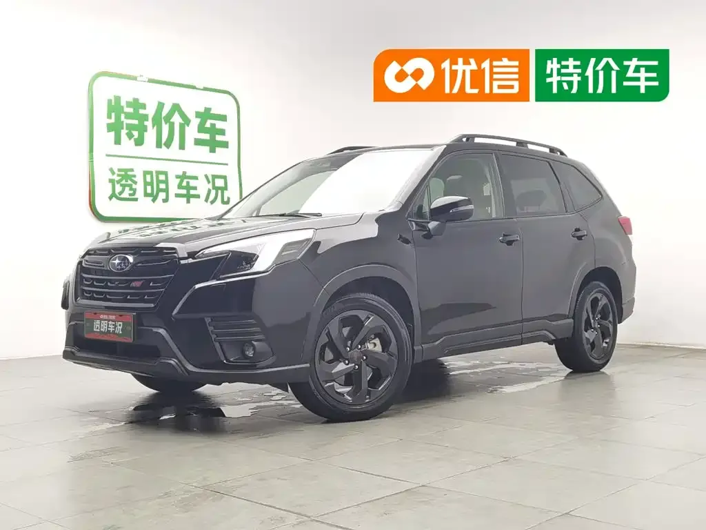 Subaru Forester — фото 1