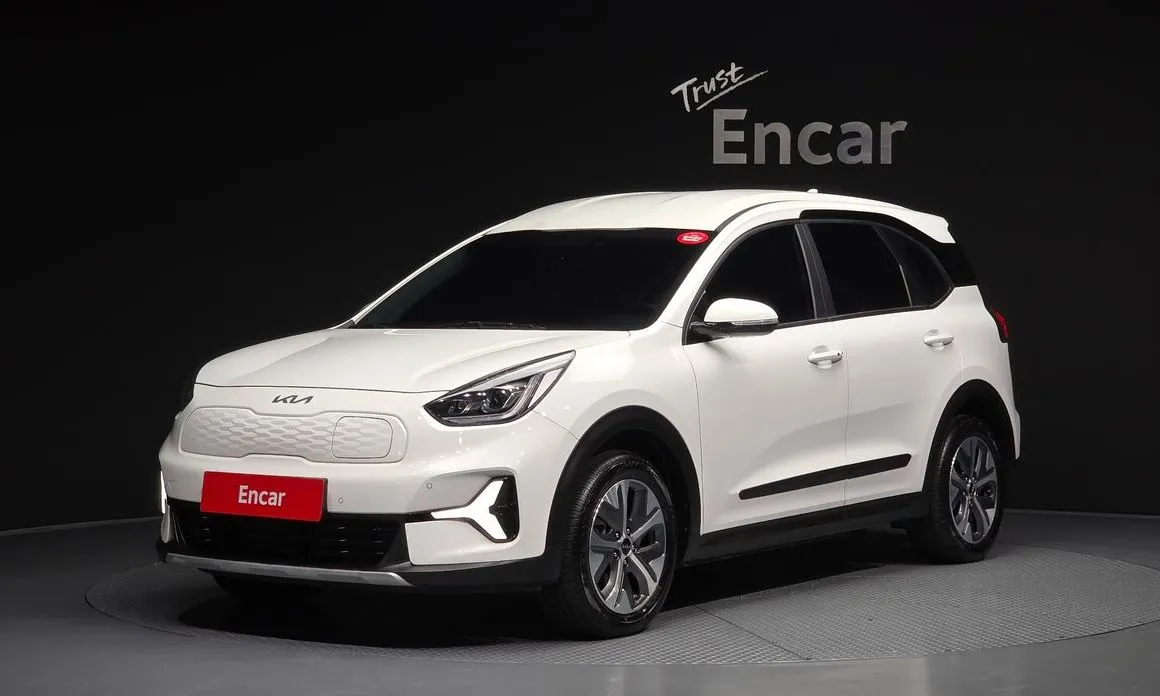 Kia Niro — фото 1