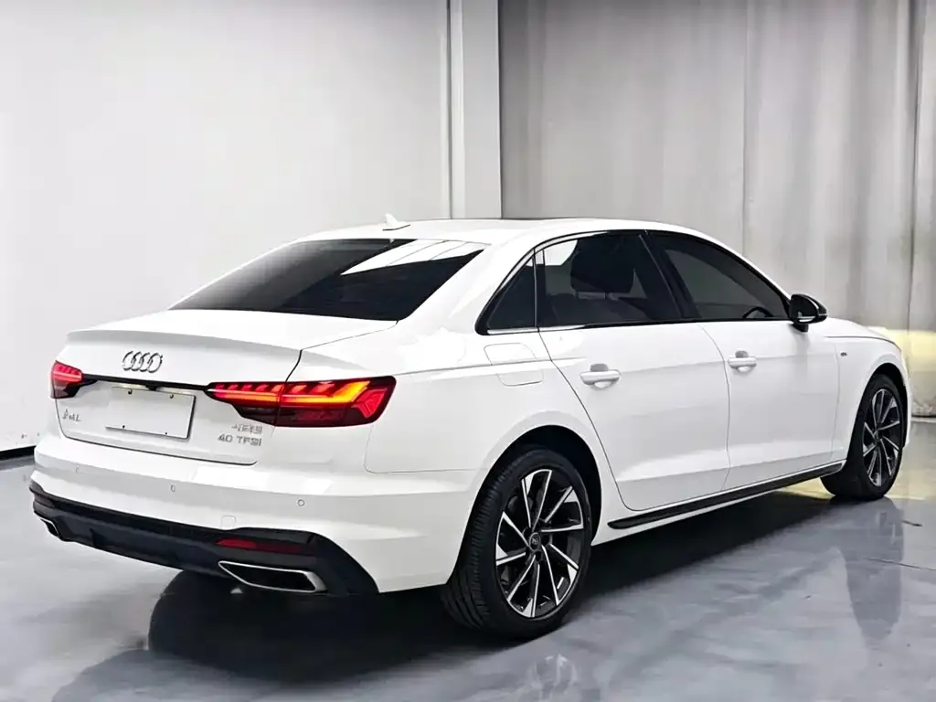 Audi A4L — фото 4