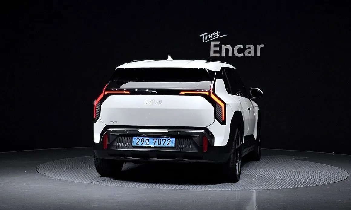 Kia EV3 2025 из KR, фото 9