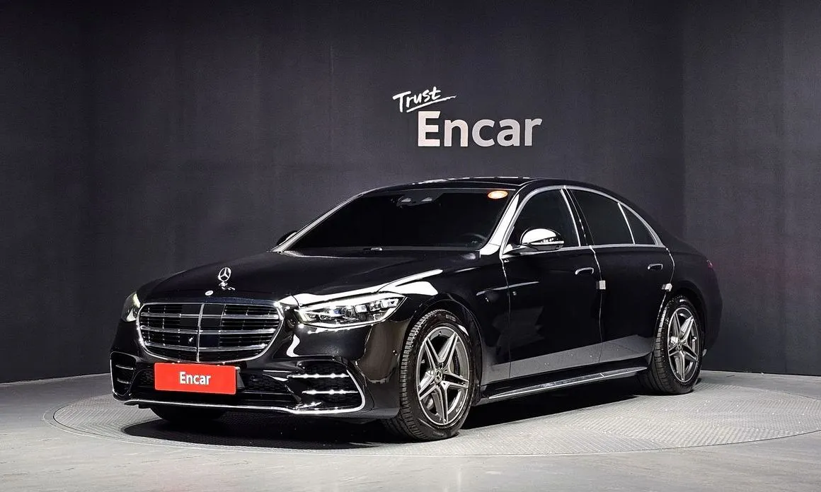 Mercedes-Benz S-Class — фото 1