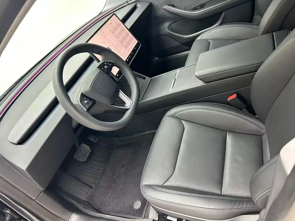 Tesla Model 3 — фото 6