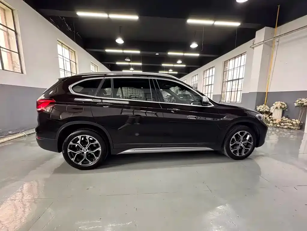 BMW X1 — фото 2