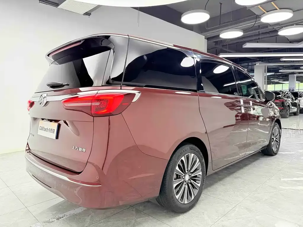 Buick GL8 — фото 9