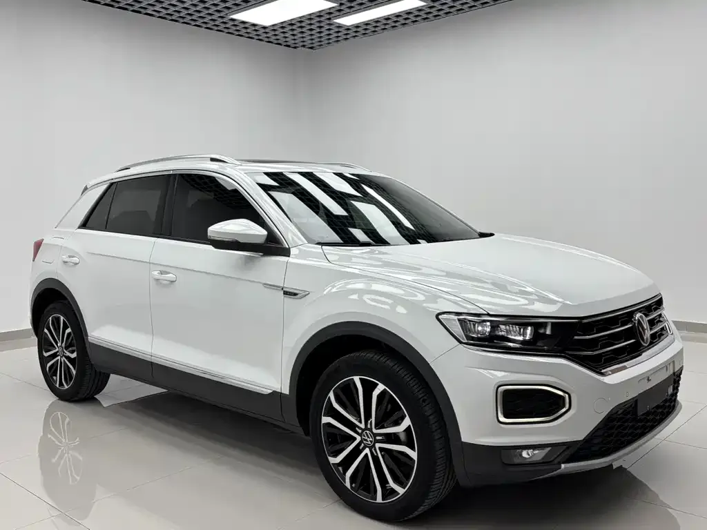 Volkswagen T-Roc — фото 8