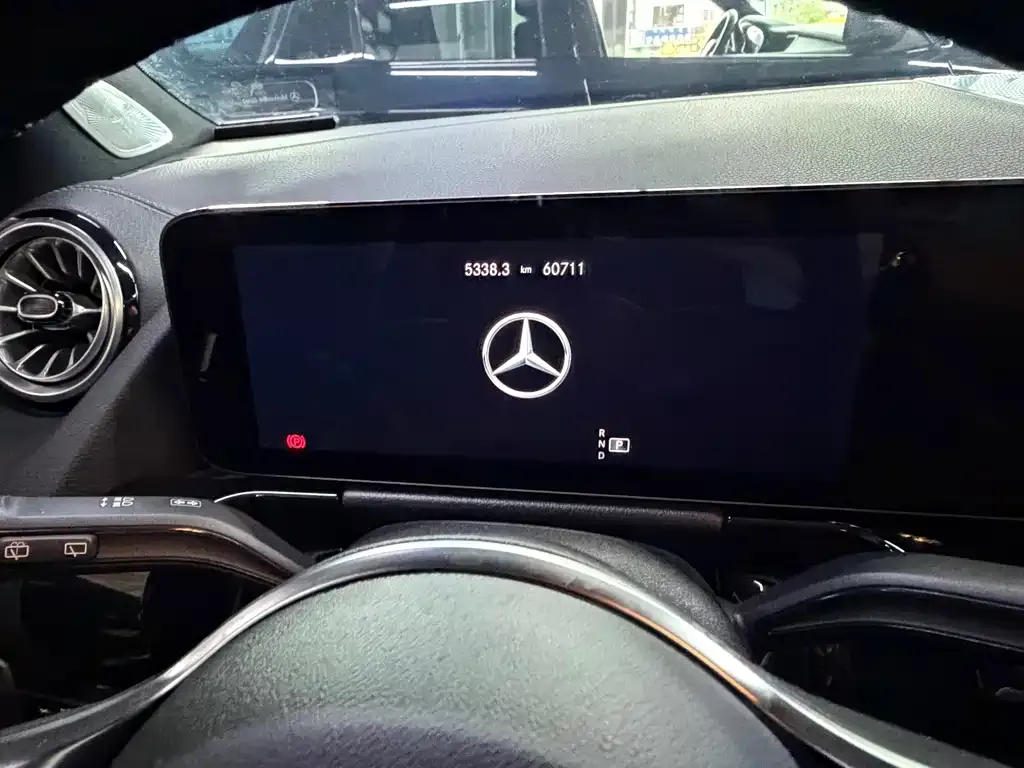 Mercedes-Benz GLA — фото 9