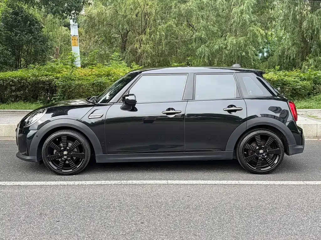 MINI Cooper (3-door) — фото 10