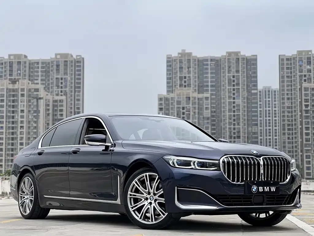 BMW 7 Series — фото 5