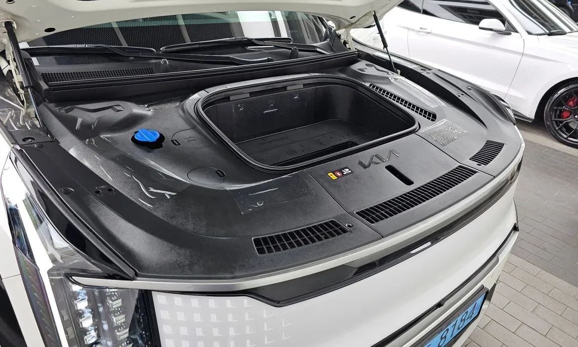 Kia EV9 2024 из KR, фото 6