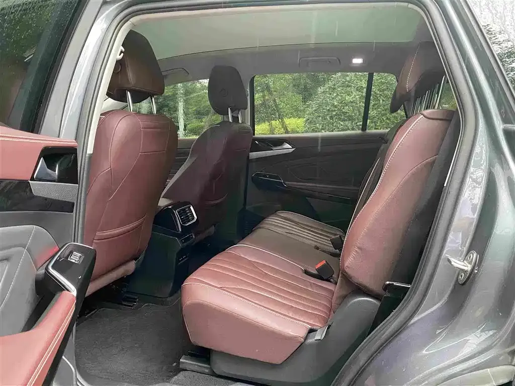 Volkswagen ID.6 X 2022 из CN, фото 4