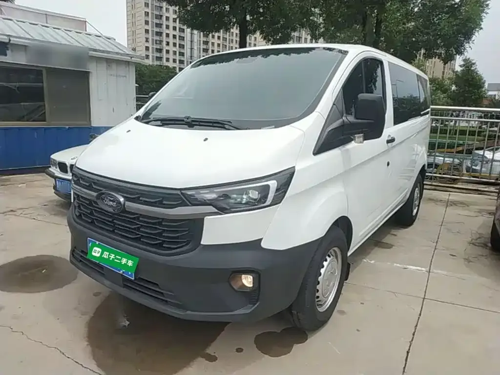 Ford Transit 2024 из CN, фото 8